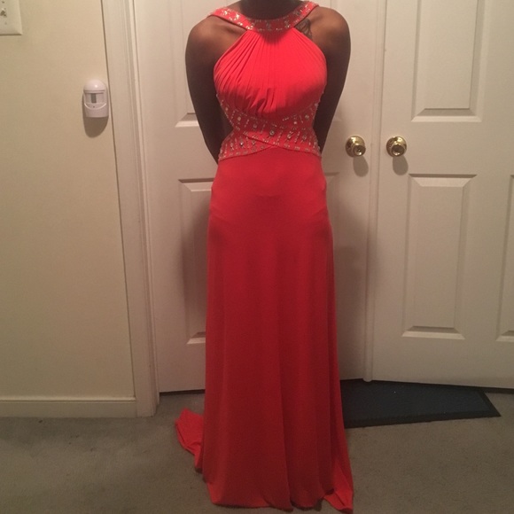 Backless sequined prom dress