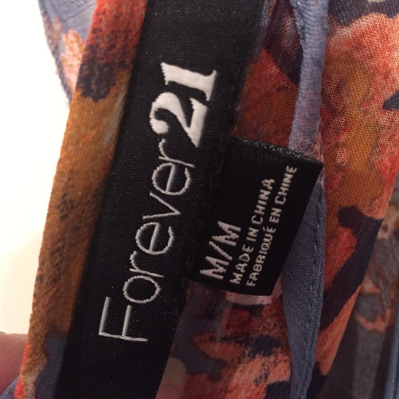 Forever21 floral dress - Picture 3 of 3