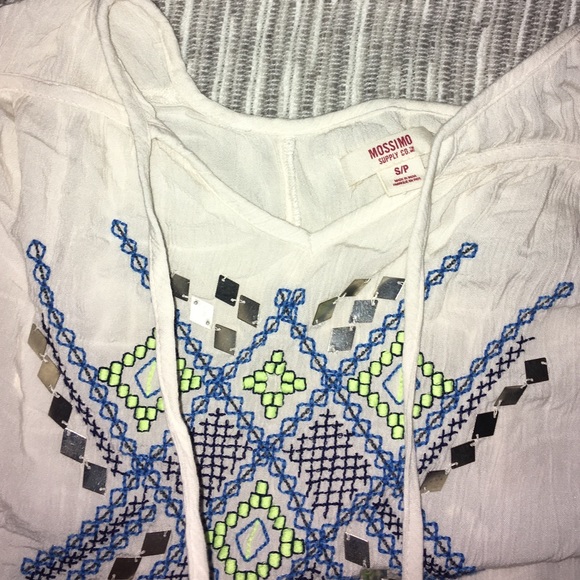 Shirt - Picture 2 of 3