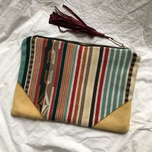 ⭐️PRICE ⬇️ SEAECHOxPENDLETON Large Clutch