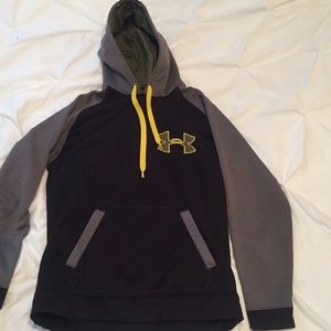 SOLD!! Men's Under Armour hoodie