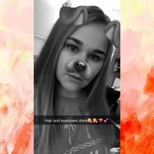 Meet your Posher, Brooke