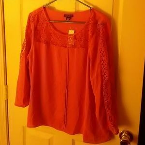 Coral crochet detailed shirt