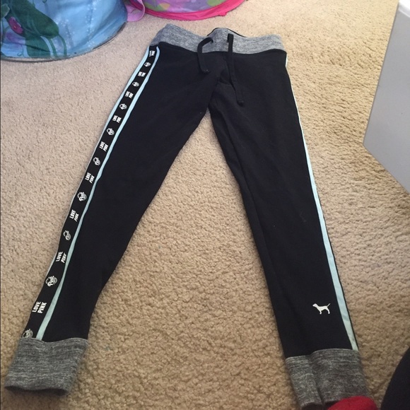 Pink yoga leggings 😊