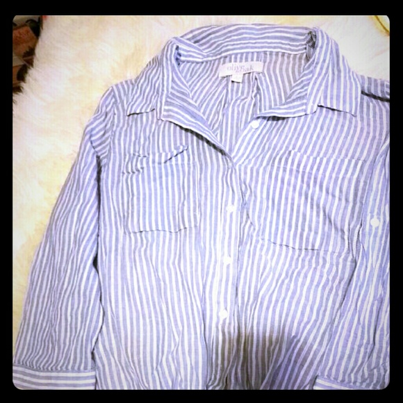 Olive & oak 3/4th sleeve blue and white stripes!