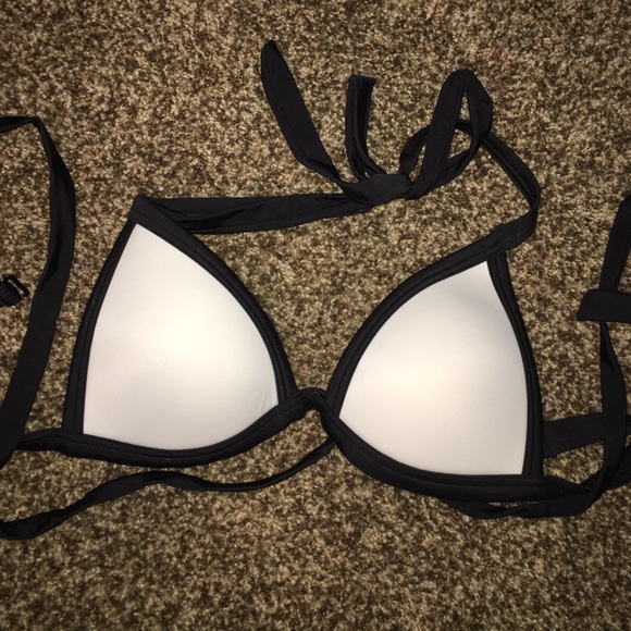 White VS PINK swimsuit