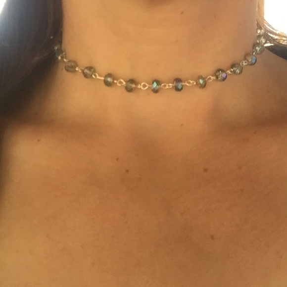 Beautiful Sparkling Green Choker