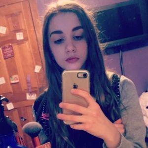 Meet your Posher, Nicola