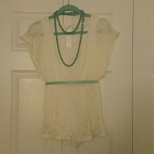 ****Final Sale**** White Lace Romper