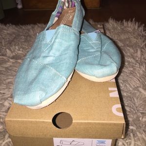 Toms classic shoe *rare*