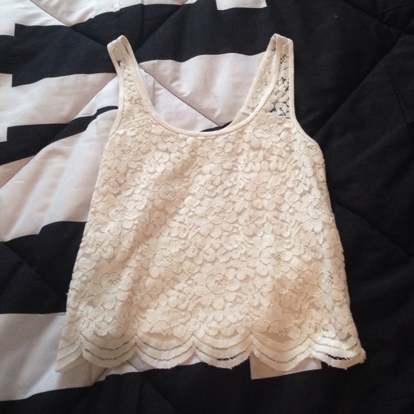 Hollister lace tank