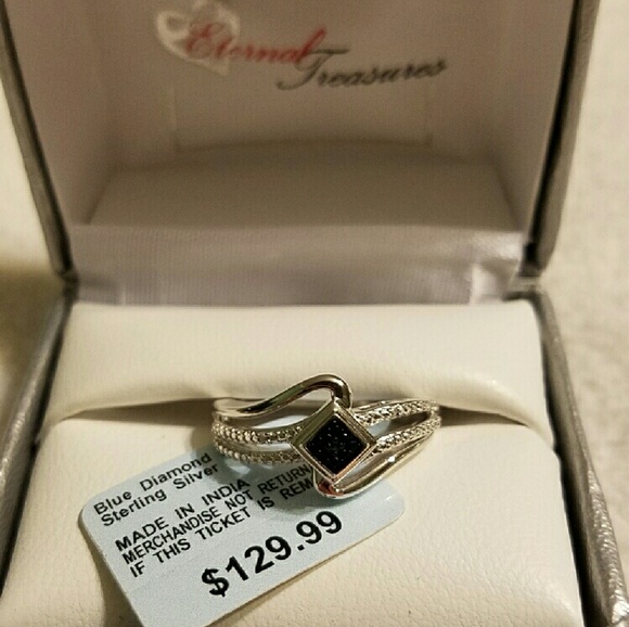 SOLD GENUINE BLUE DIAMOND & 975 Sterling ring - Picture 4 of 4