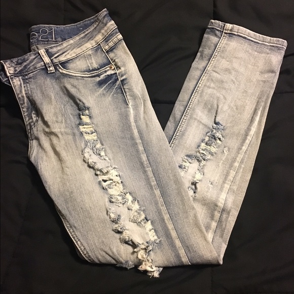 Curvy mid rise crop jeans