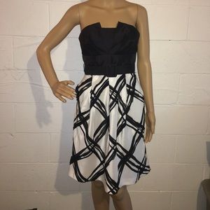 Sold**White House Black Market women's strapless