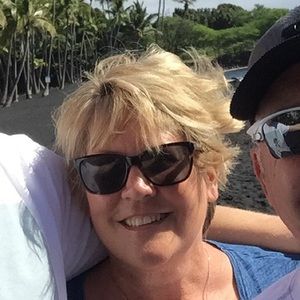 Meet your Posher, Sharon