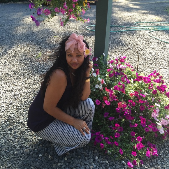 Meet your Posher, V - Picture 7 of 10