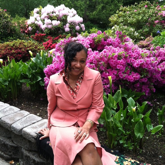 Meet your Posher, V - Picture 5 of 10