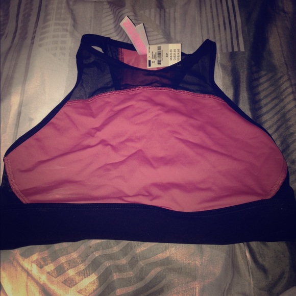 BRAND NEW SPORT BRA