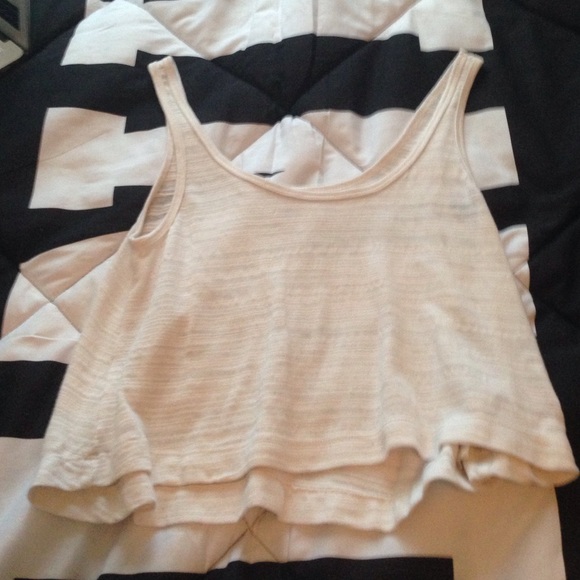 Hollister flowy tank