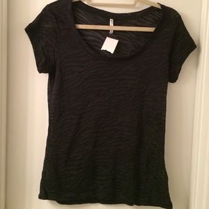 Splash-T-Shirt-Brand New