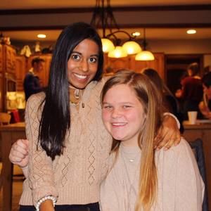 Meet your Posher, Carly