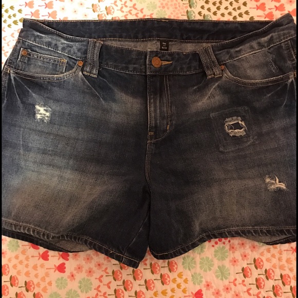Gap shorts 16/33