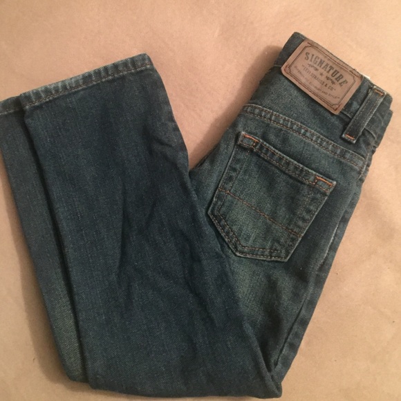 Levi jeans