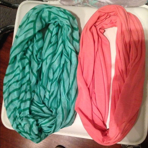 infinity scarves bundle💗