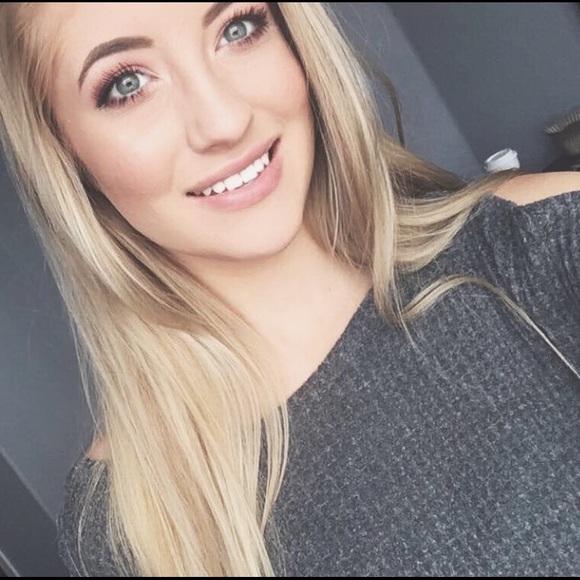 Meet your Posher, Abby