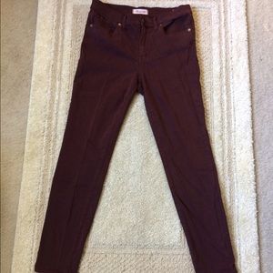 Madewell high rise skinny jeans 9" in Burgundy.