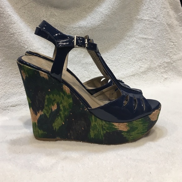 Kenneth Cole wedges