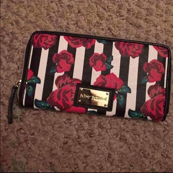 Betsey johnson wallets