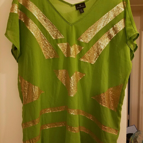 Worthington V-neck Top