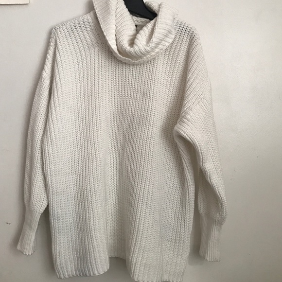 Oversized cotton fisherman turtleneck - Picture 2 of 2
