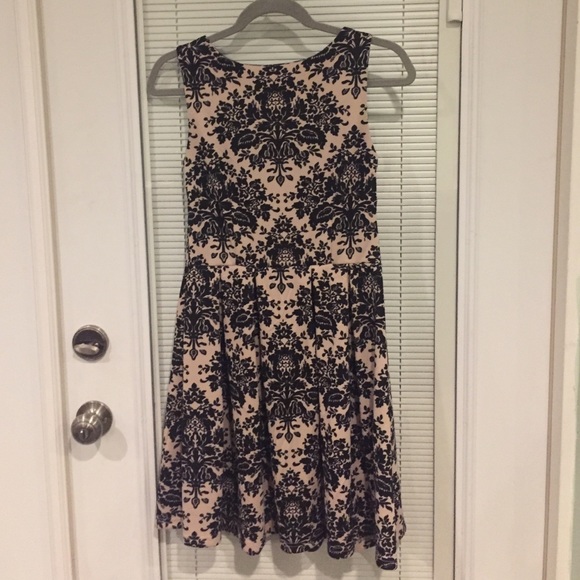 Charming Charlie size S Zip back dress