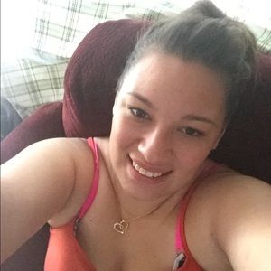 Meet your Posher, Bethanie