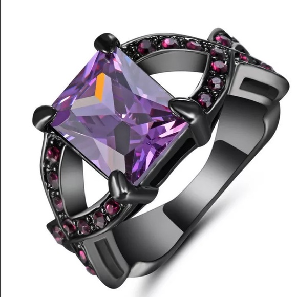 Jewelry - Black Rhodium Amethyst Ring
