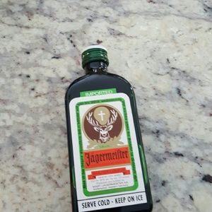 Meet your Posher, Candace