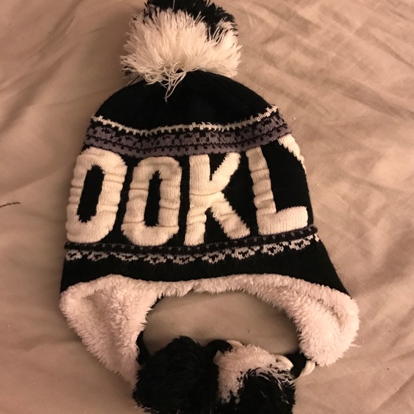 Brooklyn Robin Ruth Beanie