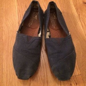Navy Blue Toms shoes flats size 7.5