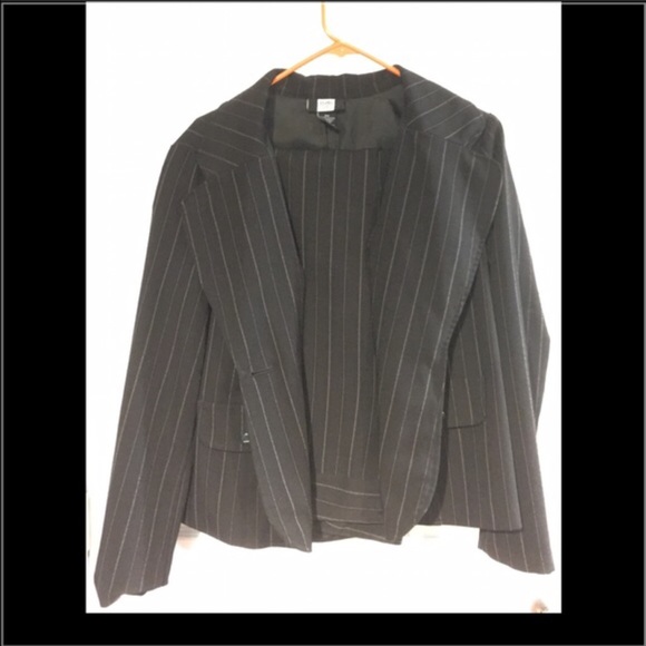 2 piece business suit