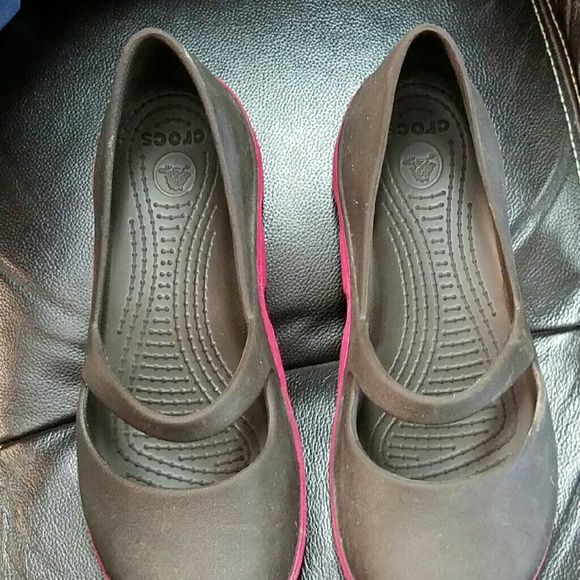Cross Mary Jane  Size 8