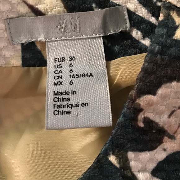 Tropical floral print fit &a flare dress - Picture 2 of 4