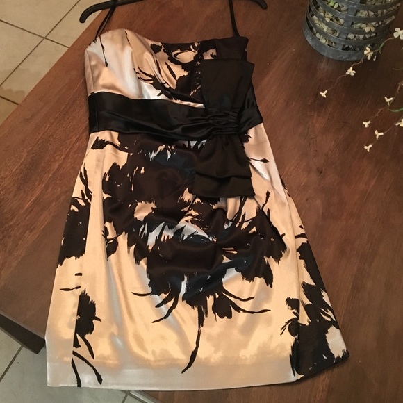 White house black market strapless dress size 2