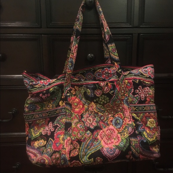 XL Vera Bradley Tote 👌🏻🎁