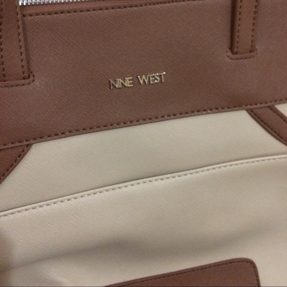 Nine West tall tan purse - Picture 4 of 4