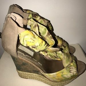 Rachel Roy wedges