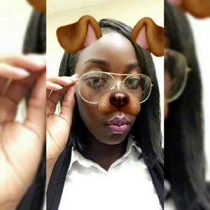 Meet your Posher, Megan