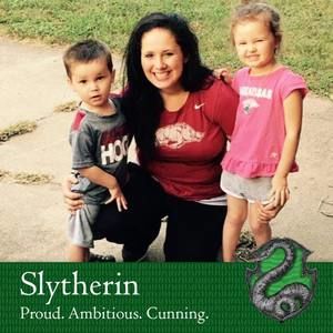 Meet your Posher, Elizabeth