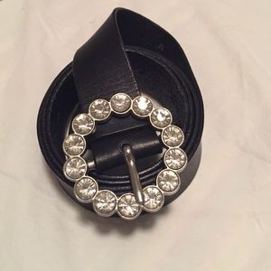 {Gap} black belt with rhinestone buckle